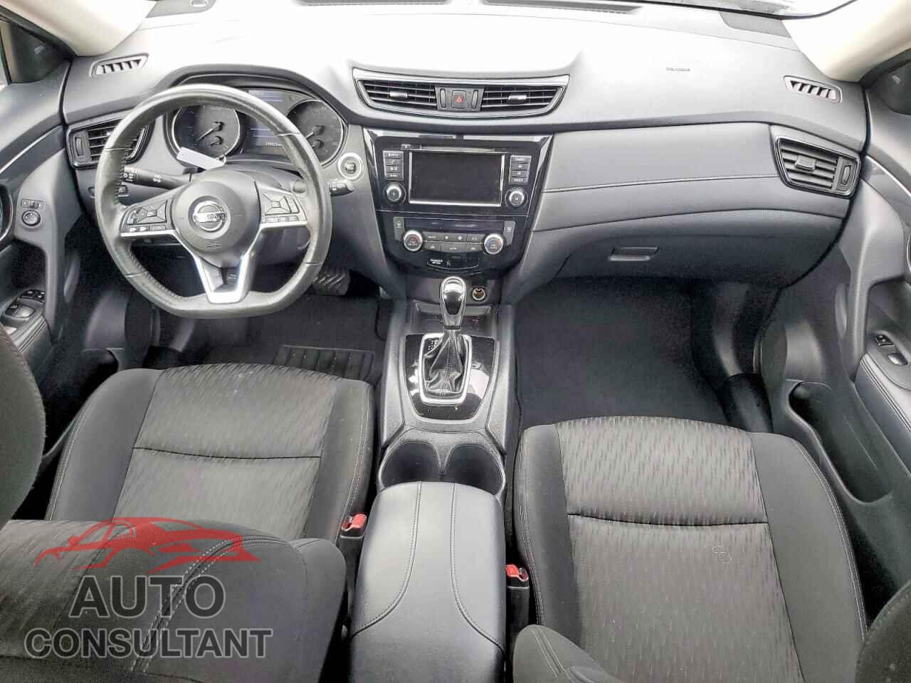 NISSAN ROGUE 2018 - KNMAT2MV9JP549668