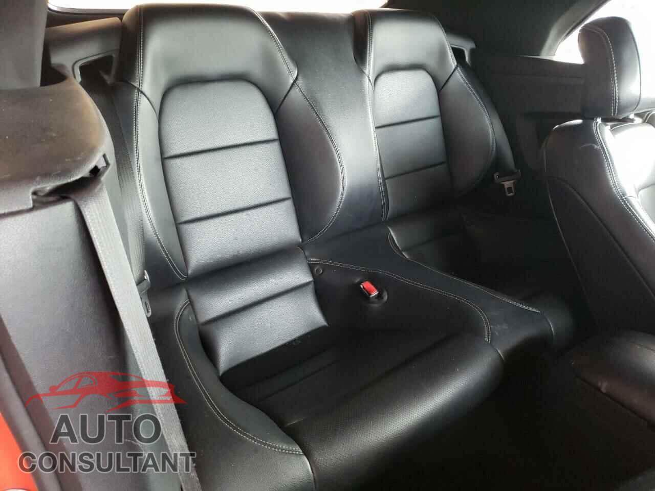 FORD MUSTANG 2016 - 1FATP8UH6G5285152