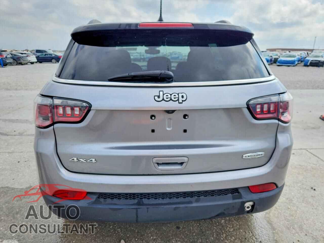 JEEP COMPASS 2018 - 3C4NJDBB9JT264685