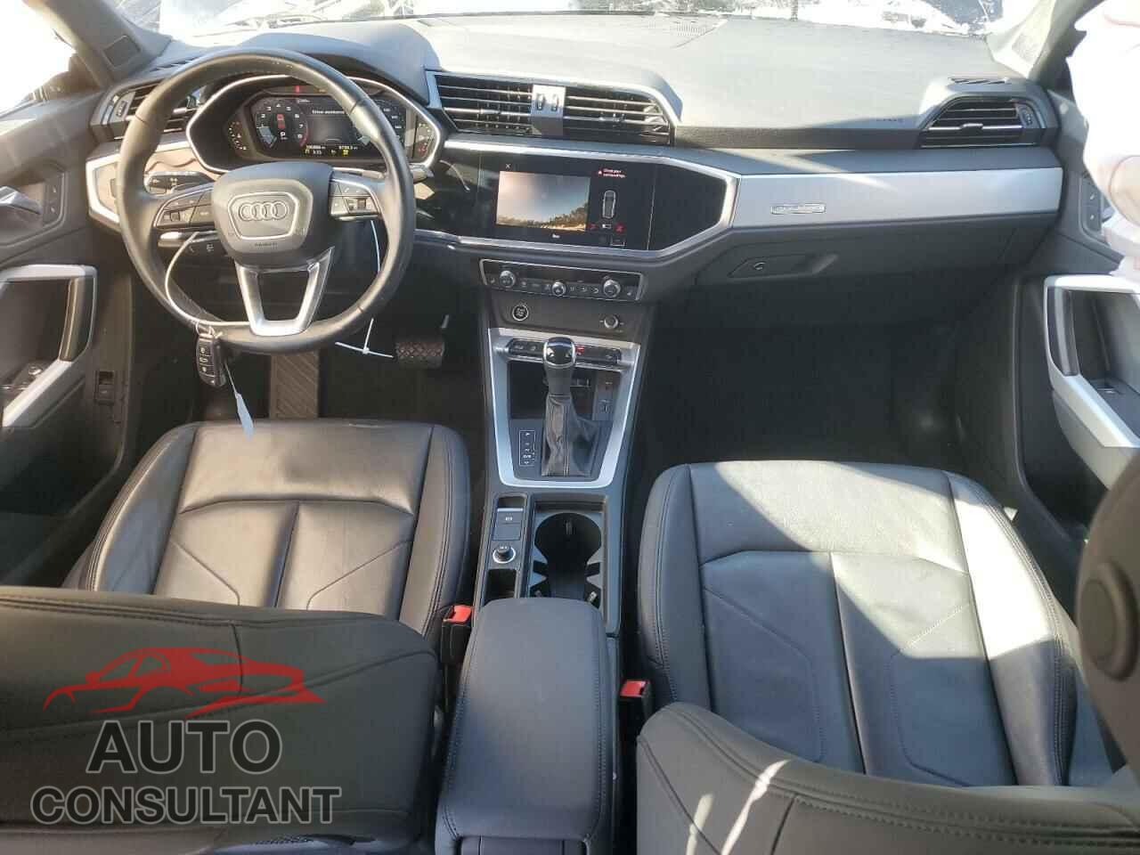 AUDI Q3 2021 - WA1DECF39M1024927