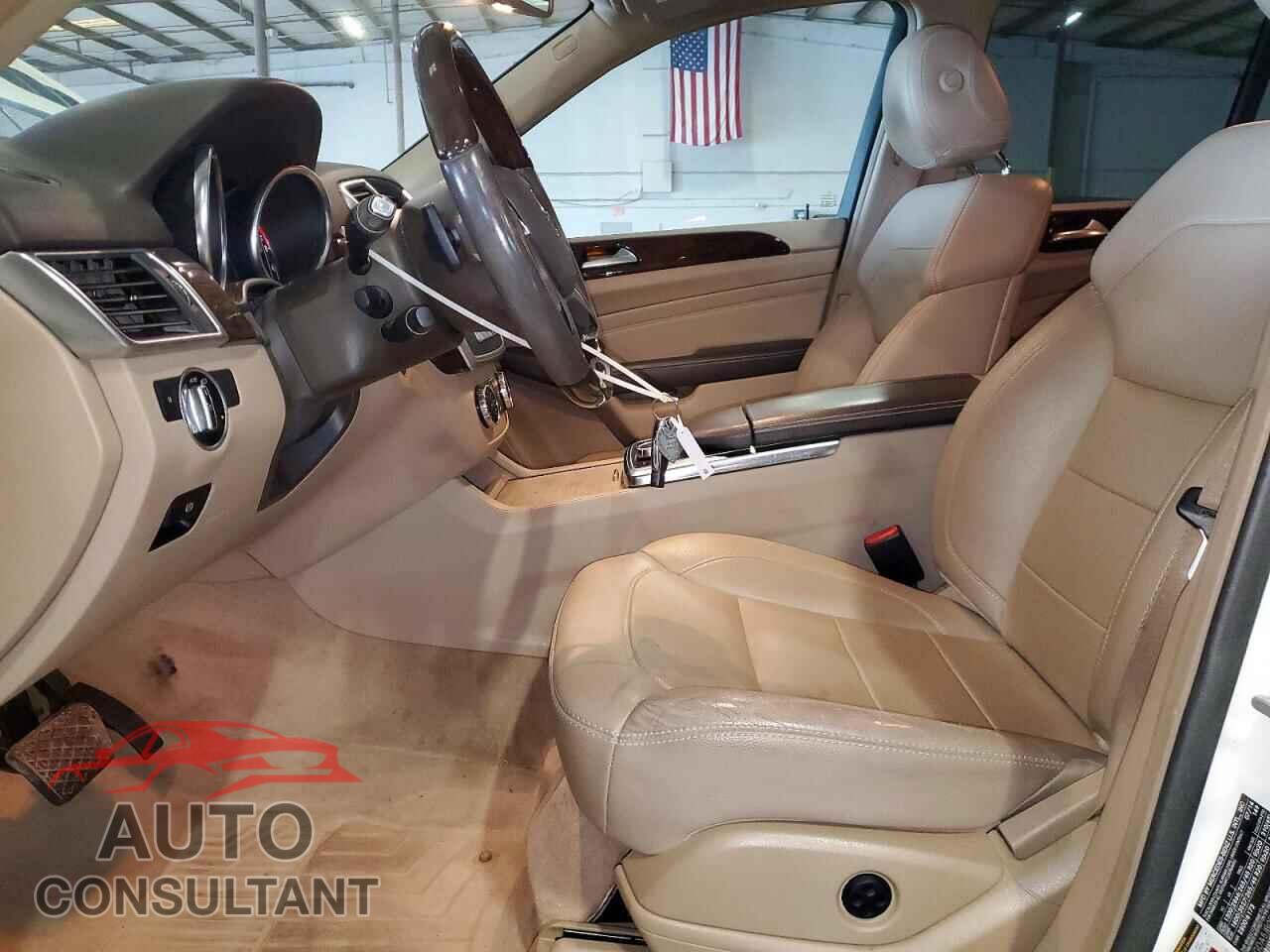 MERCEDES-BENZ M-CLASS 2015 - 4JGDA5JB0FA453576