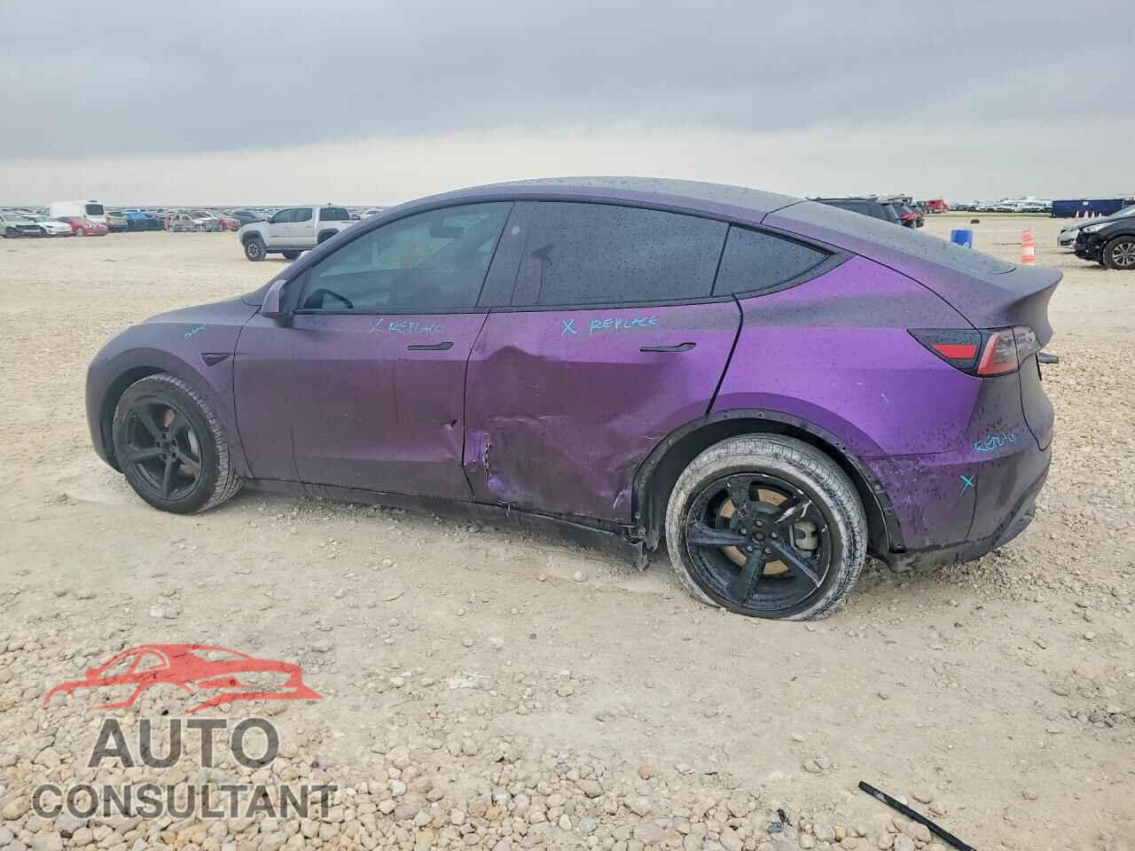 TESLA MODEL Y 2024 - 7SAYGDEE6RA335823