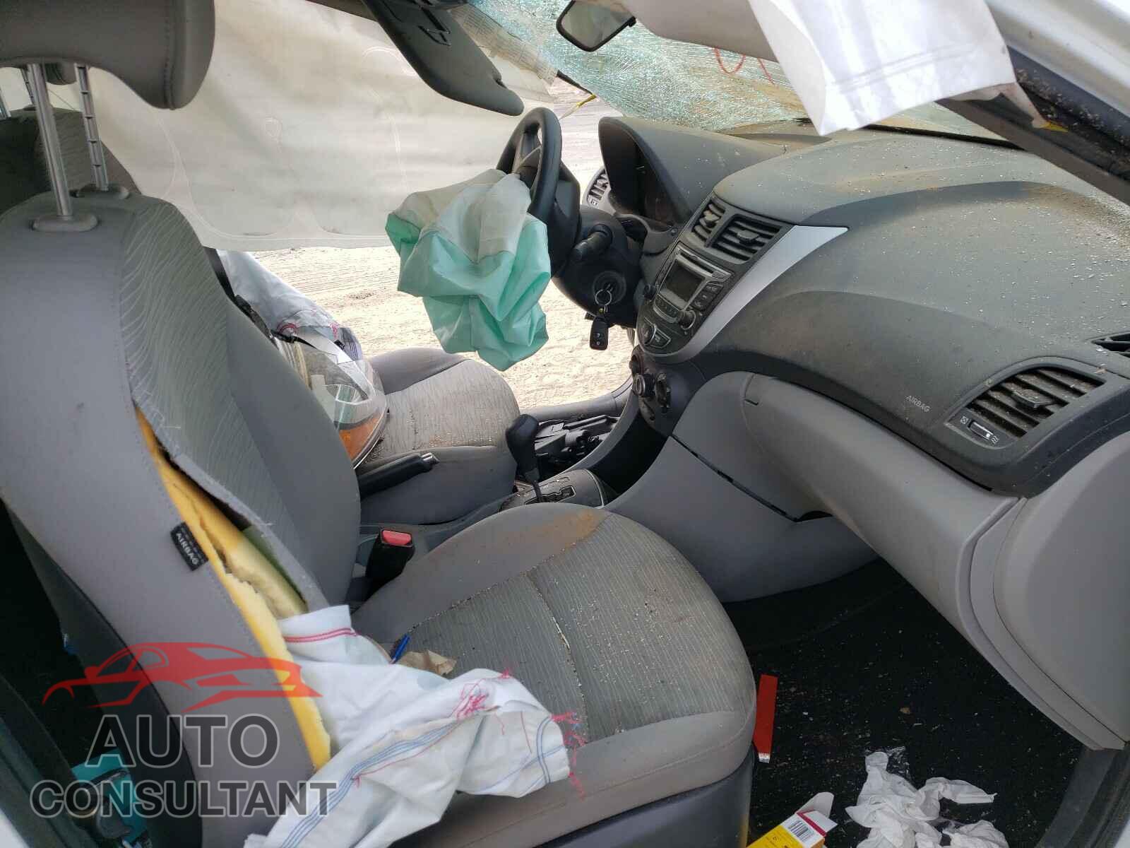 HYUNDAI ACCENT 2016 - KMHCT4AEXGU058931