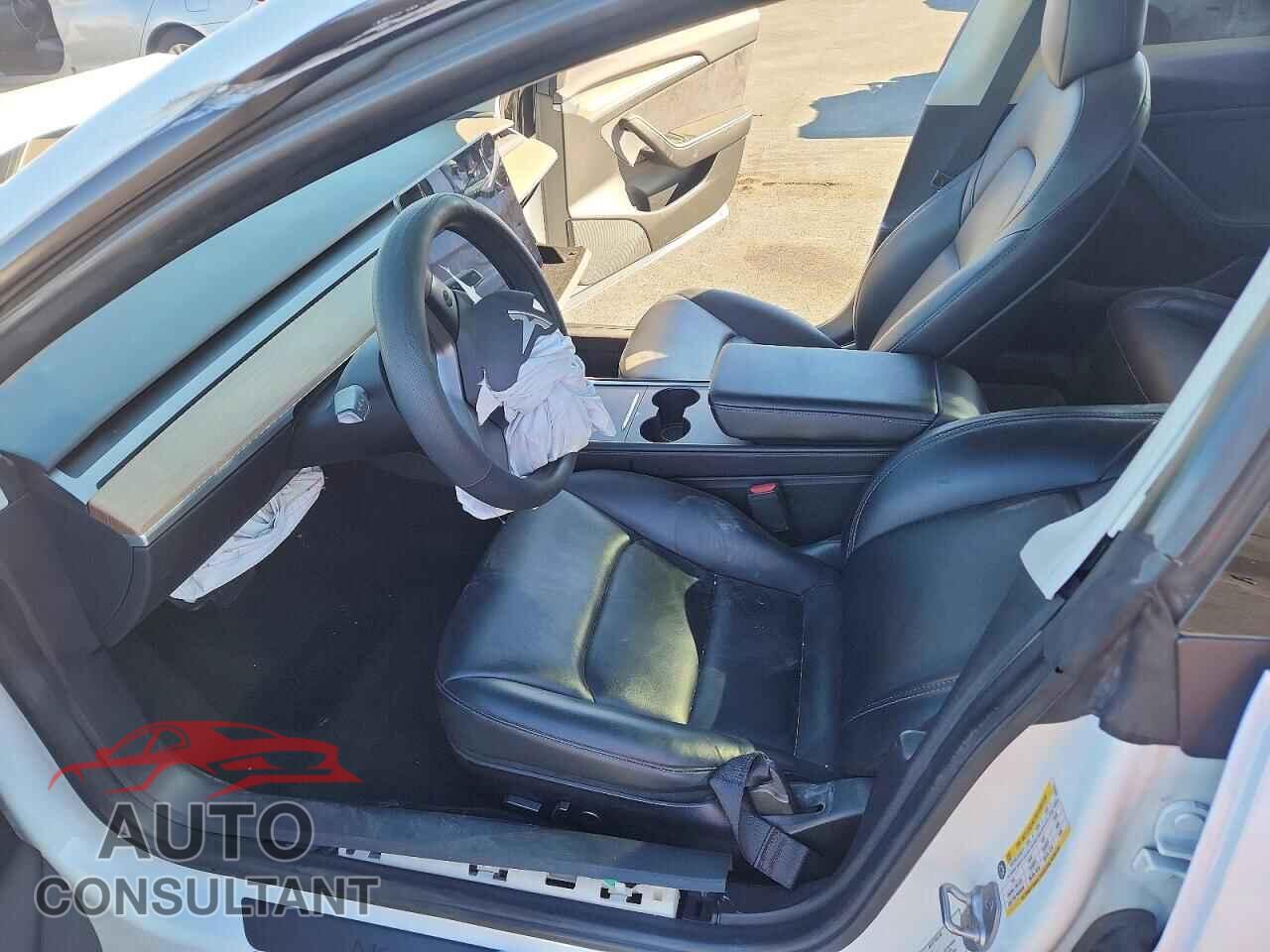 TESLA MODEL 3 2022 - 5YJ3E1EB3NF145394