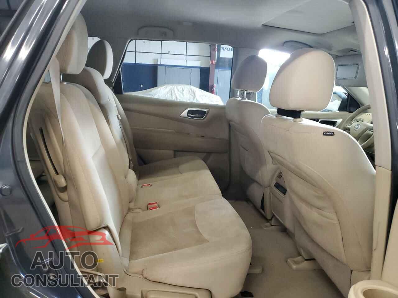 NISSAN PATHFINDER 2013 - 5N1AR2MM1DC653584