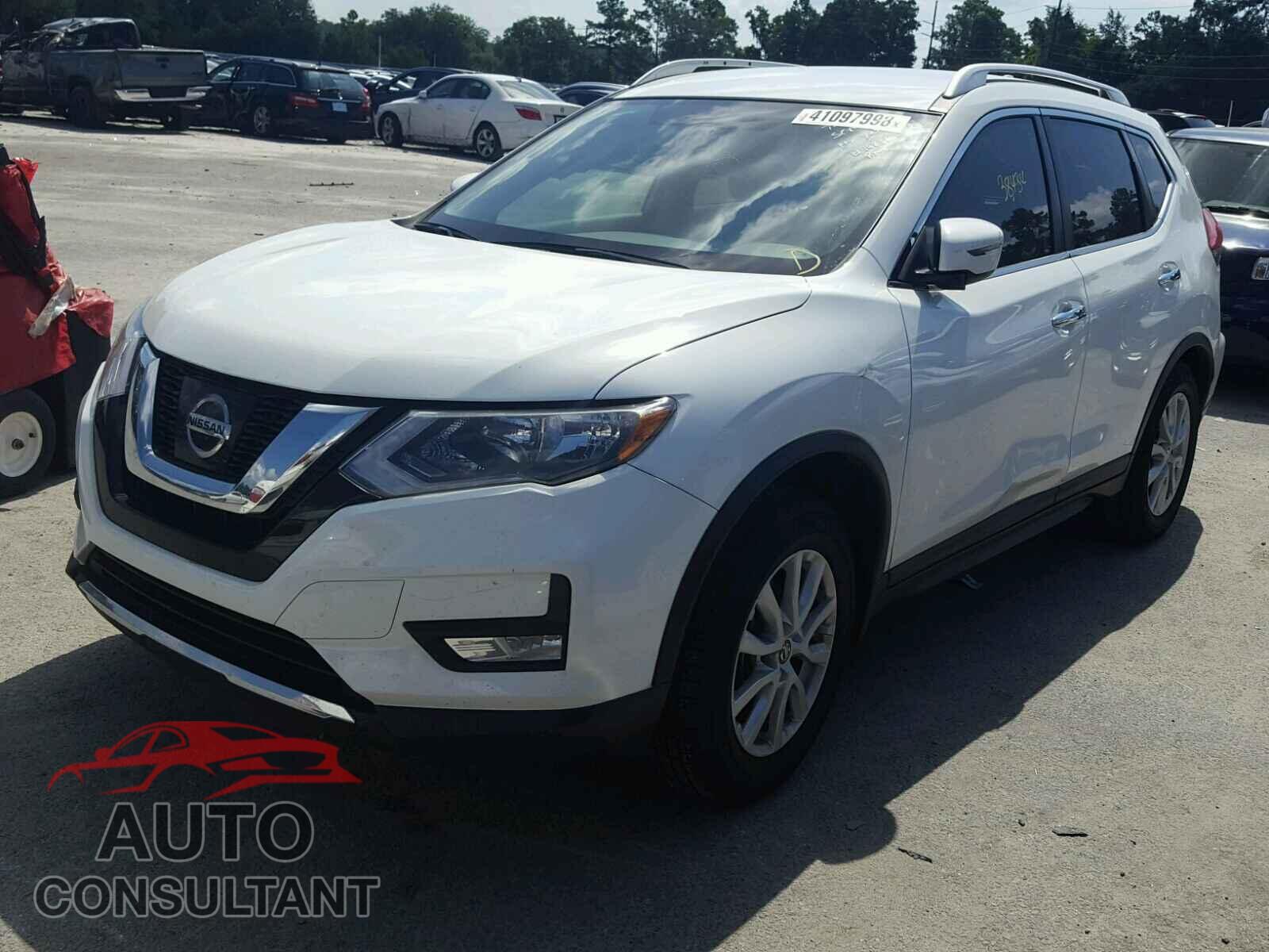 NISSAN ROGUE S 2017 - KNMAT2MT7HP602280