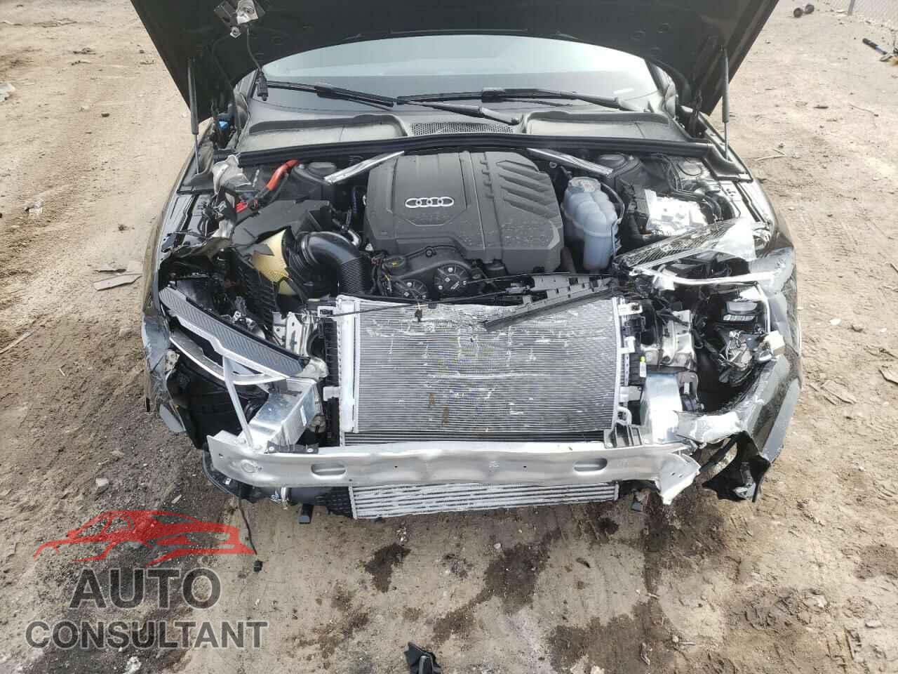 AUDI A4 2022 - WAUDAAF44NN004848