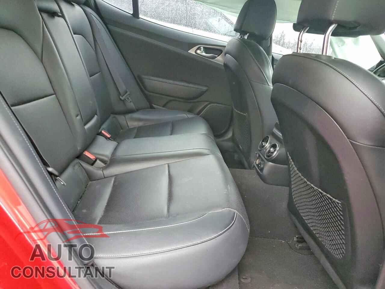 KIA STINGER 2022 - KNAE45LC2N6100471