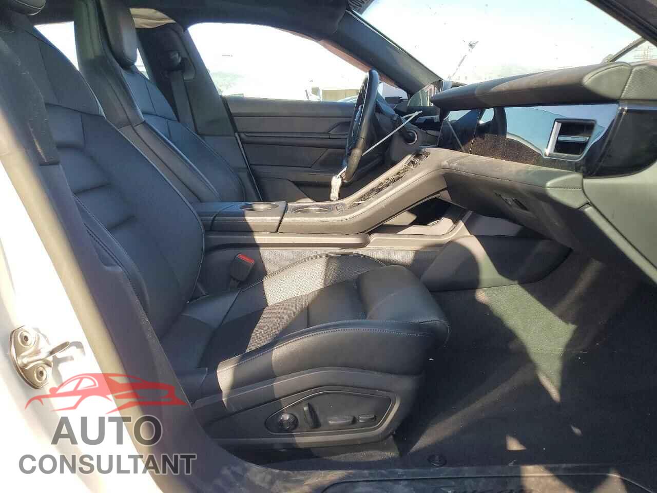 PORSCHE TAYCAN 2023 - WP0AA2Y14PSA14527