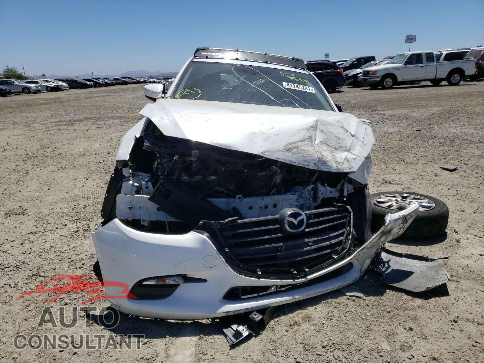 MAZDA 3 2017 - 3MZBN1K72HM157657