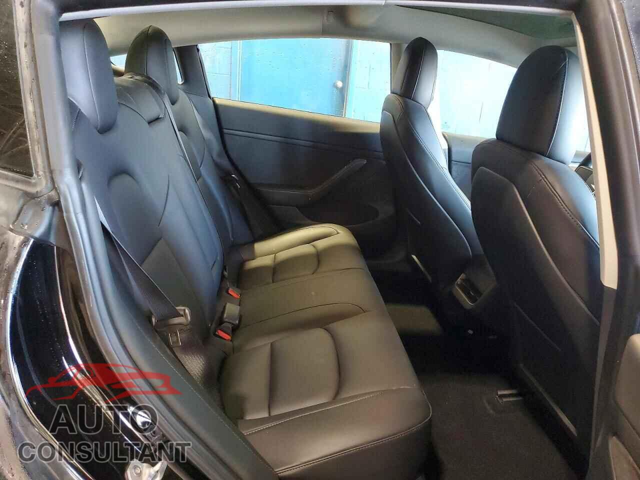 TESLA MODEL 3 2023 - 5YJ3E1EB6PF388216
