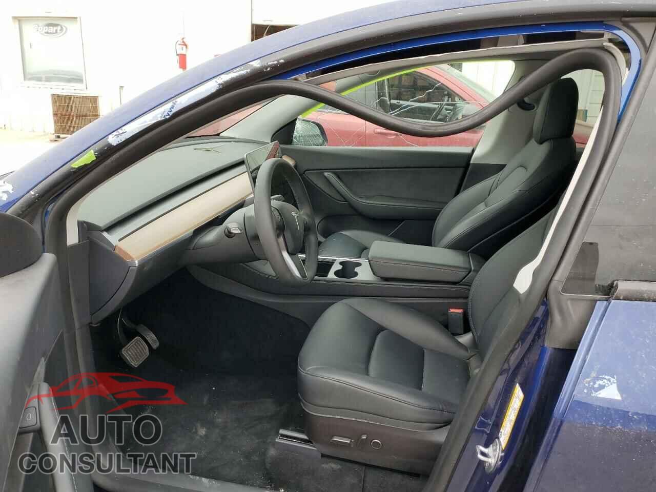 TESLA MODEL Y 2022 - 7SAYGDEE8NF481041