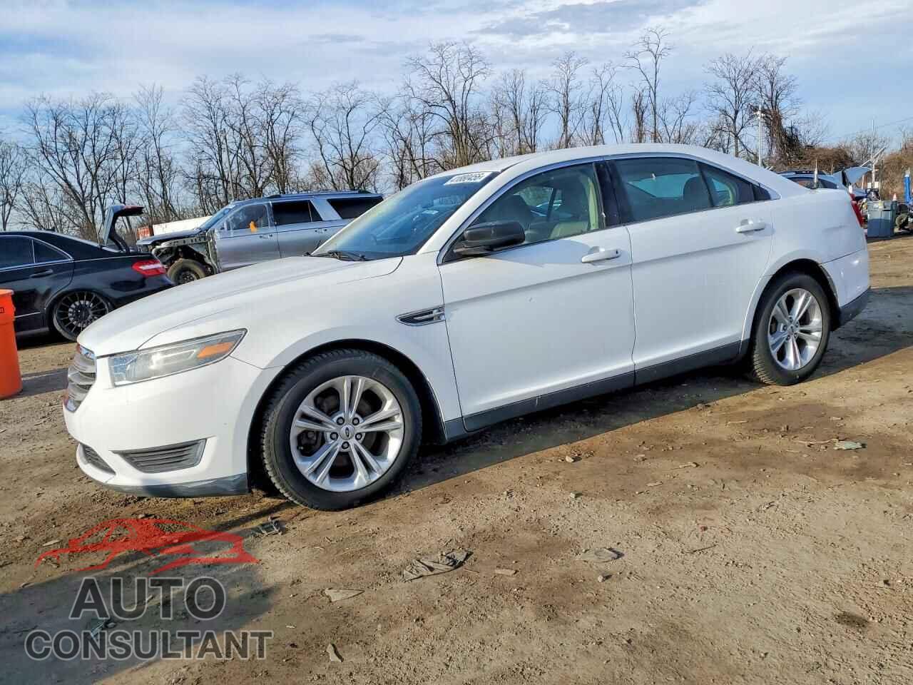 FORD TAURUS 2015 - 1FAHP2D85FG130193