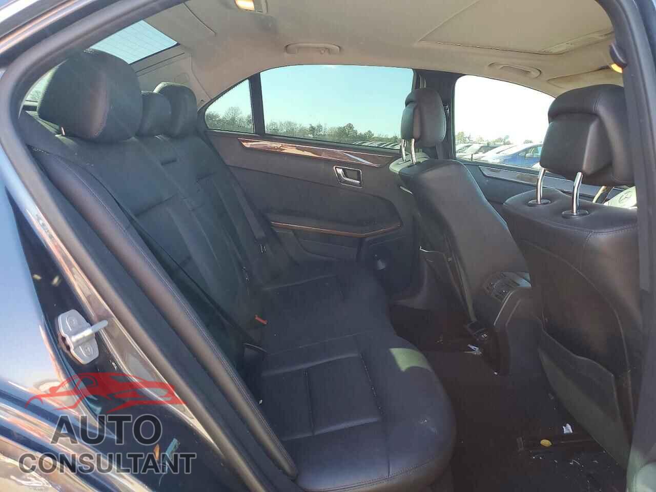 MERCEDES-BENZ E 2011 - WDDHF8HB1BA348687
