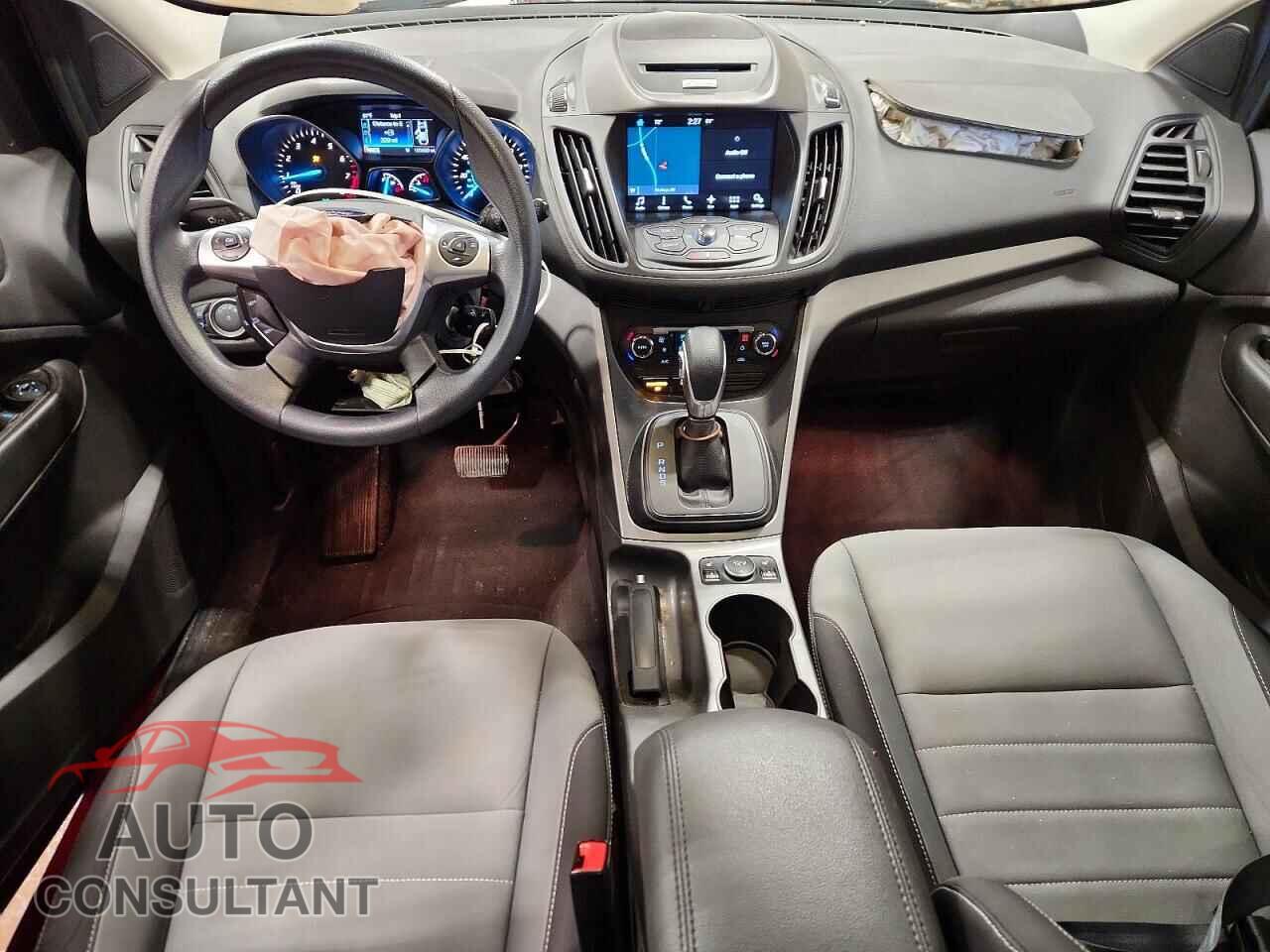 FORD ESCAPE 2016 - 1FMCU9G91GUC23883