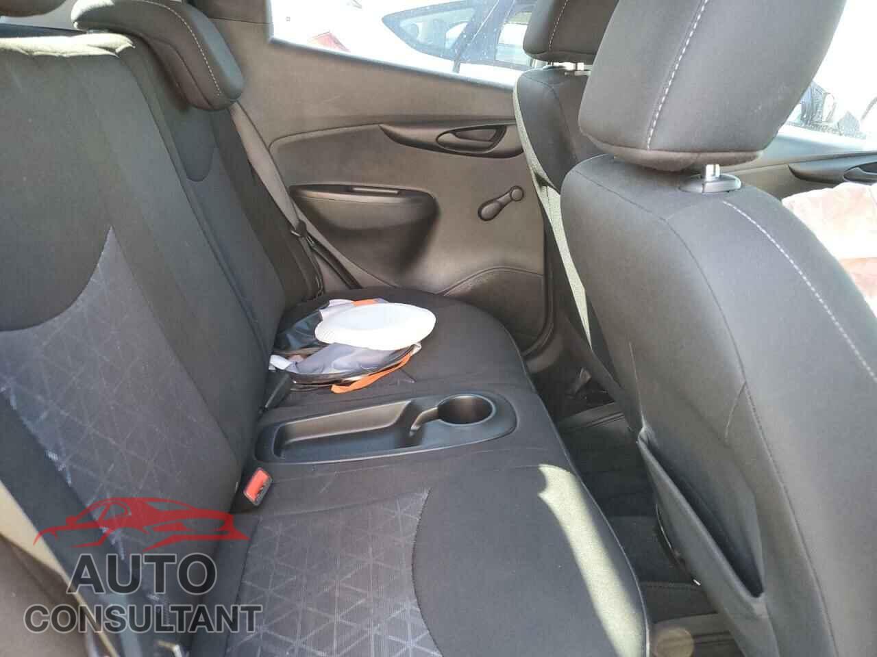 CHEVROLET SPARK 2019 - KL8CB6SA1KC736584