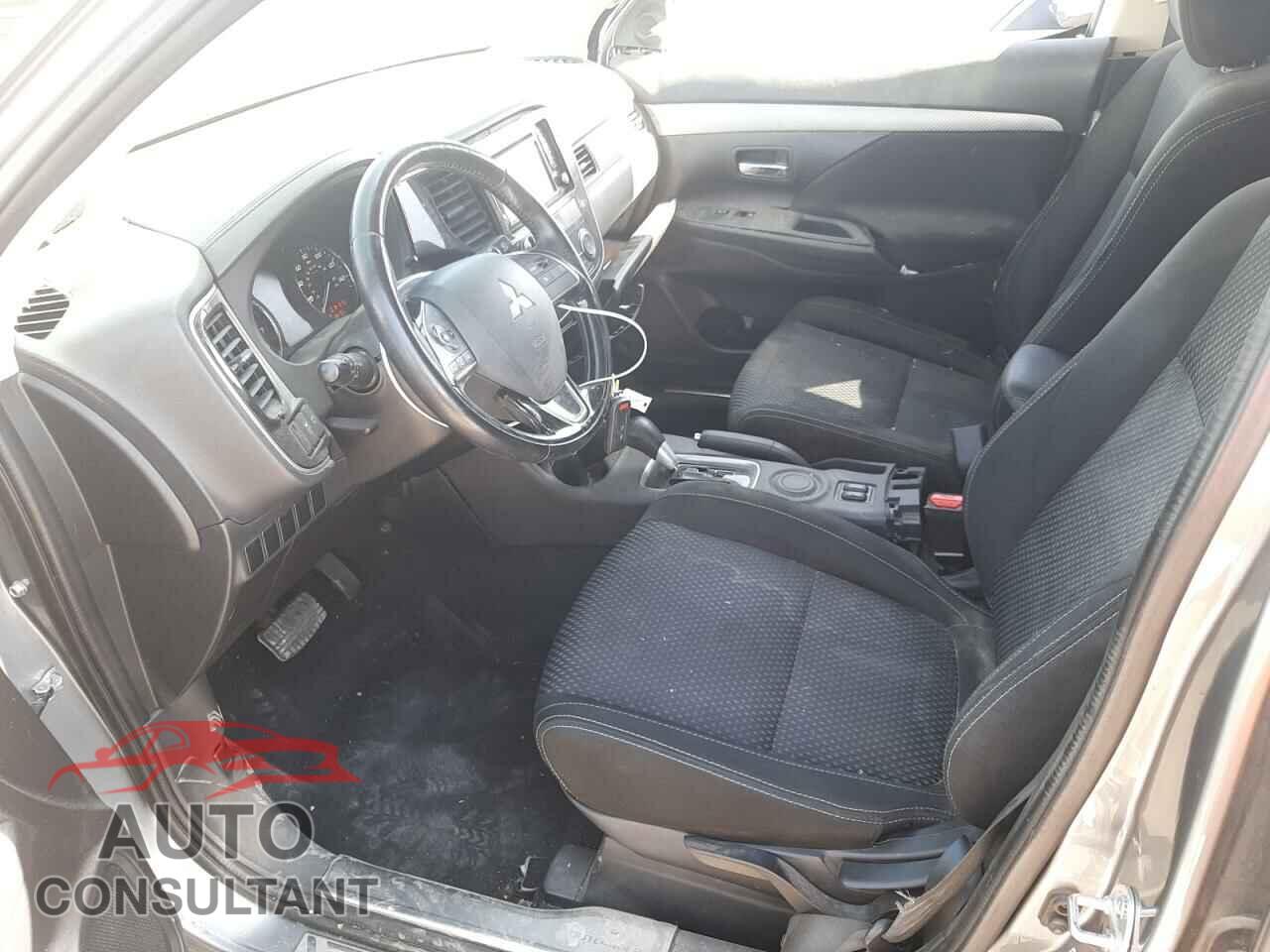 MITSUBISHI OUTLANDER 2016 - JA4AD3A37GZ028901