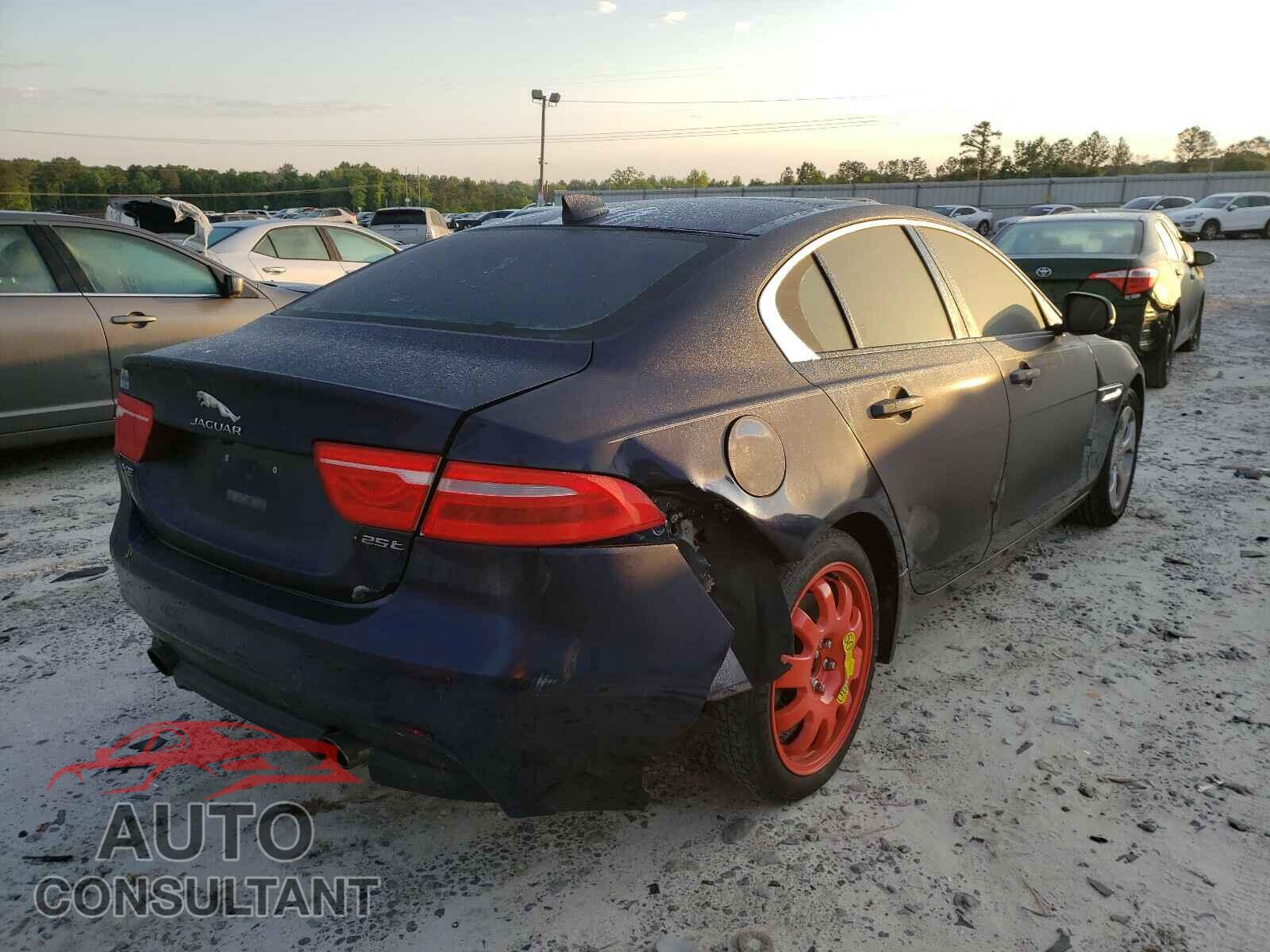 JAGUAR XE 2017 - SAJAR4BG3HA949304