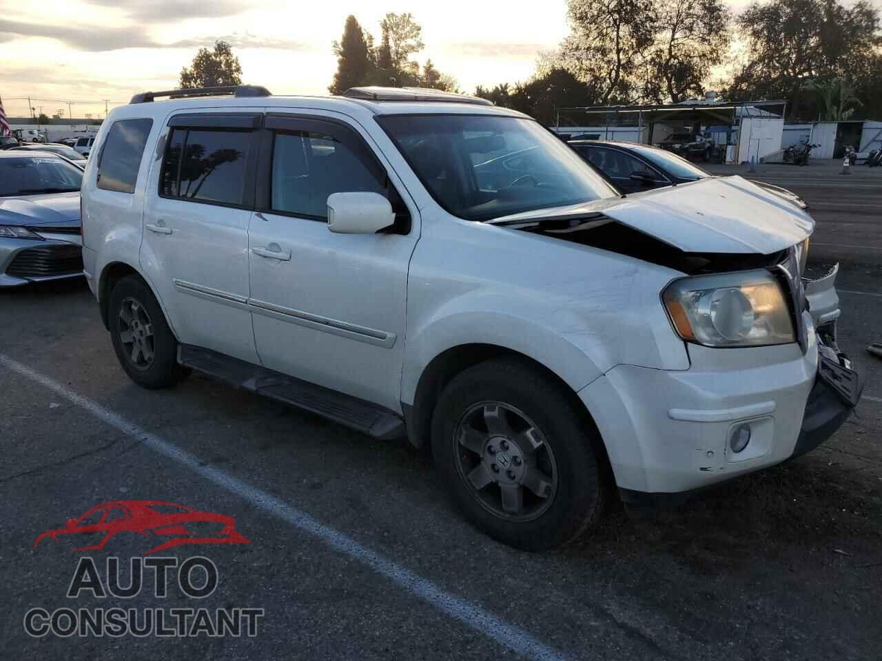 HONDA PILOT 2011 - 5FNYF3H9XBB039592