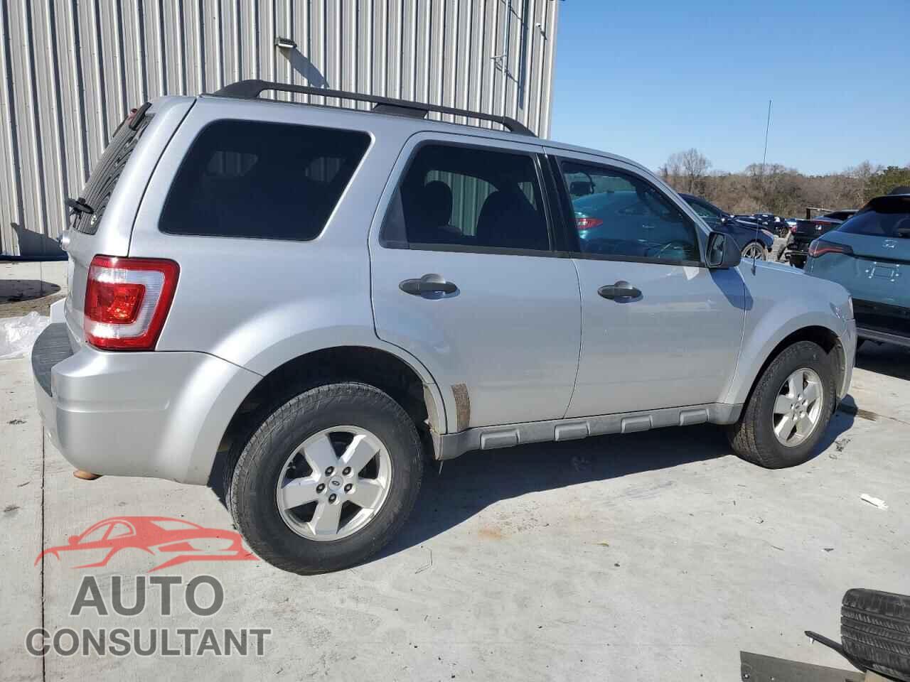 FORD ESCAPE 2009 - 1FMCU03G89KC25502
