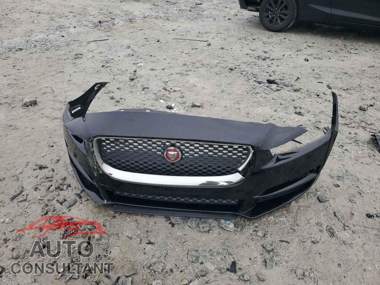 JAGUAR XE 2017 - SAJAR4BG2HA958771