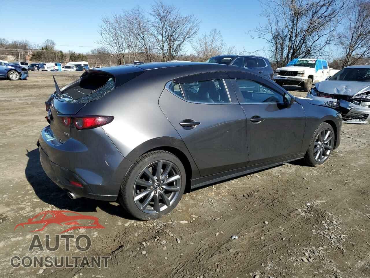 MAZDA 3 2019 - JM1BPBMM4K1131586