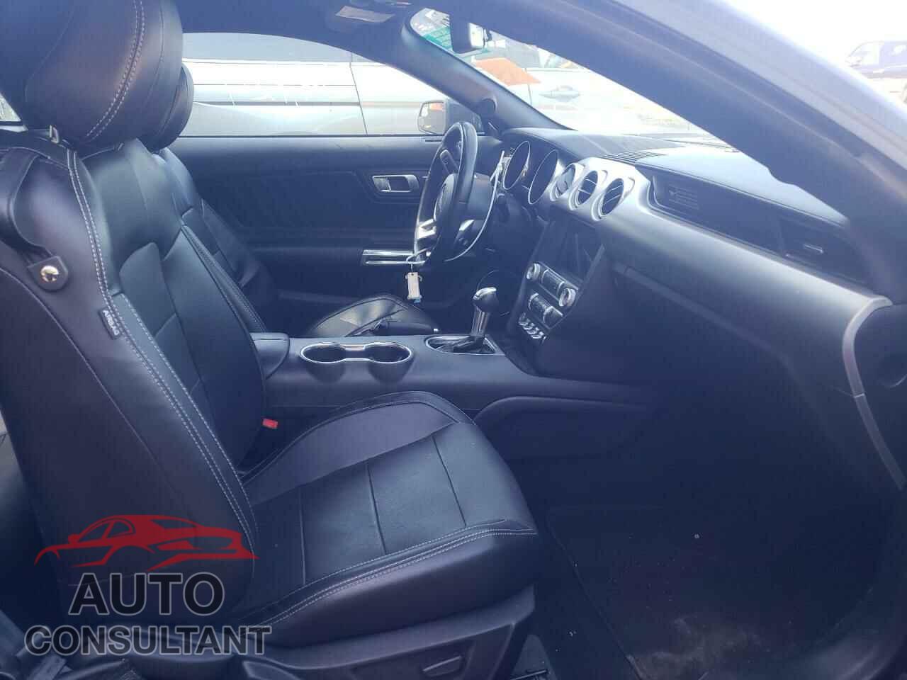 FORD MUSTANG 2020 - 1FA6P8TH4L5112464