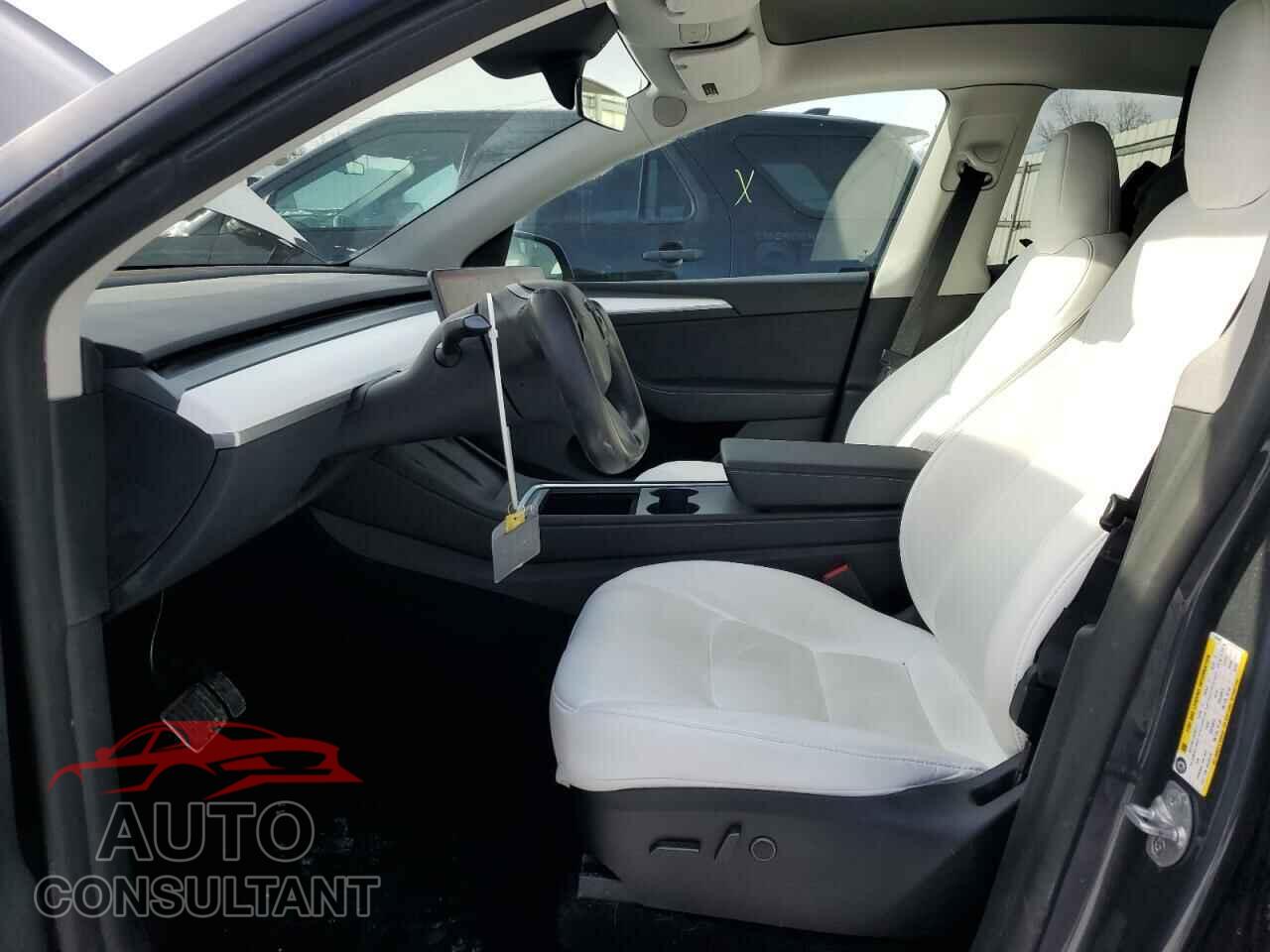 TESLA MODEL Y 2023 - 7SAYGDEEXPF883467