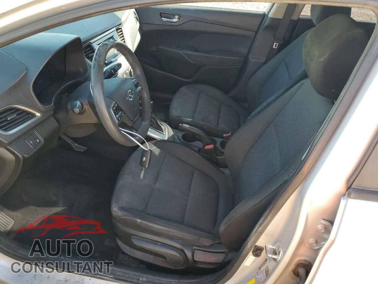 HYUNDAI ACCENT 2018 - 3KPC24A39JE018514