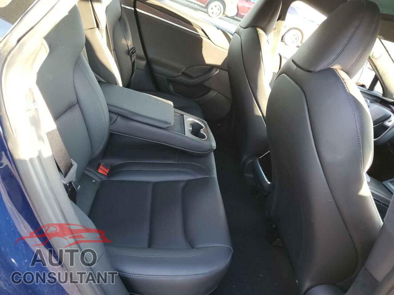 TESLA MODEL S 2021 - 5YJSA1E53MF433545