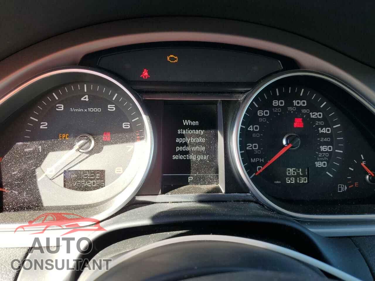 AUDI Q7 2015 - WA1LGAFEXFD027476