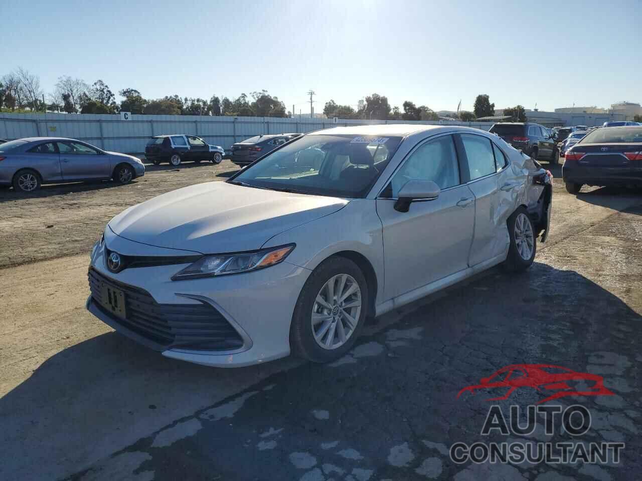 TOYOTA CAMRY 2024 - 4T1R11AK6RU217452