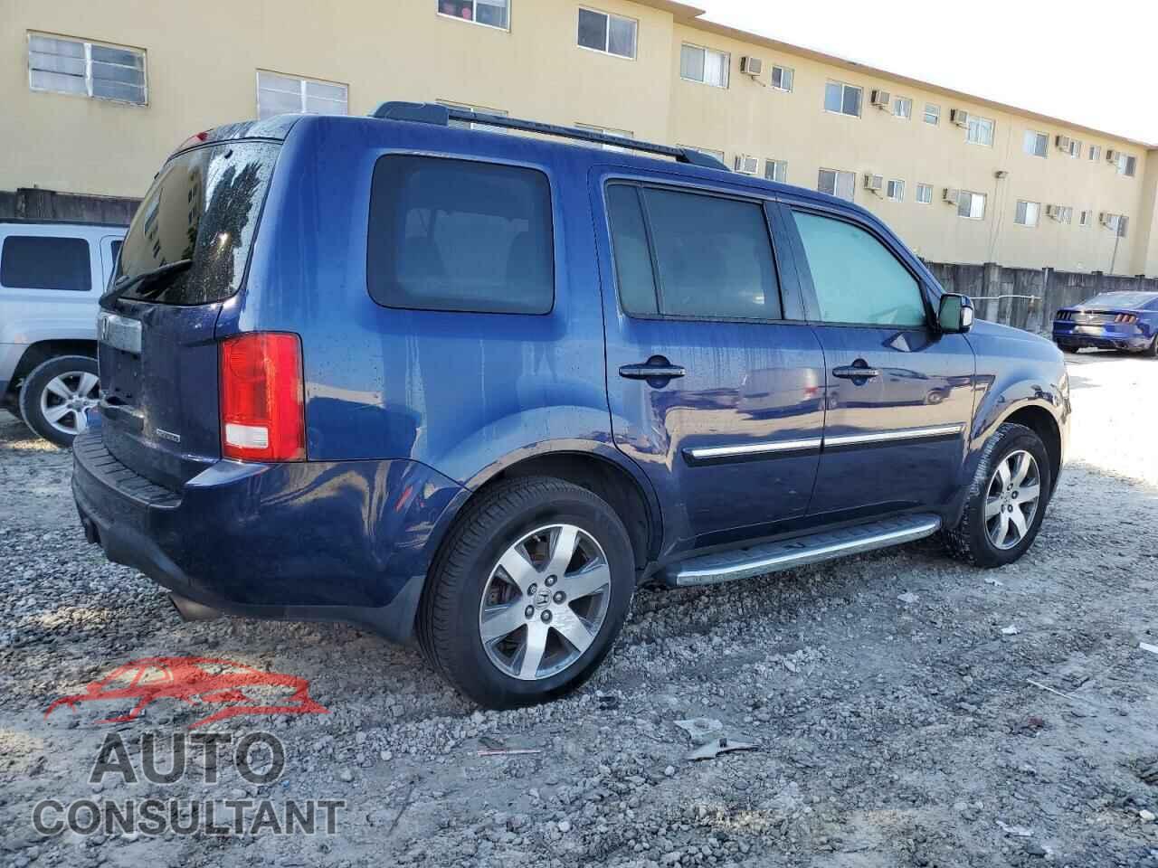HONDA PILOT 2013 - 5FNYF3H95DB032195