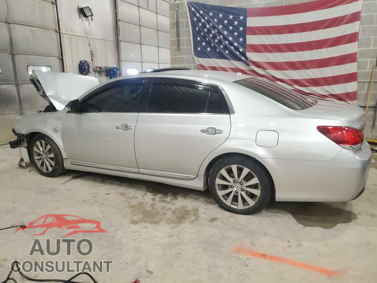 TOYOTA AVALON 2011 - 4T1BK3DBXBU372436