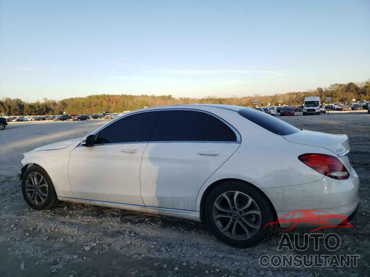 MERCEDES-BENZ C-CLASS 2018 - 55SWF4JBXJU238598