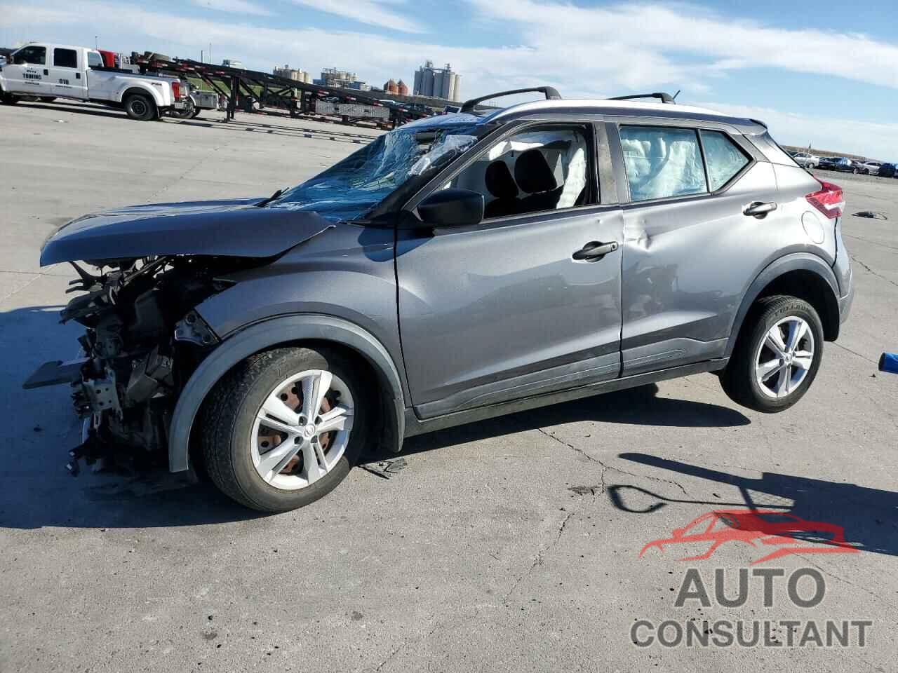 NISSAN KICKS 2019 - 3N1CP5CU4KL560116