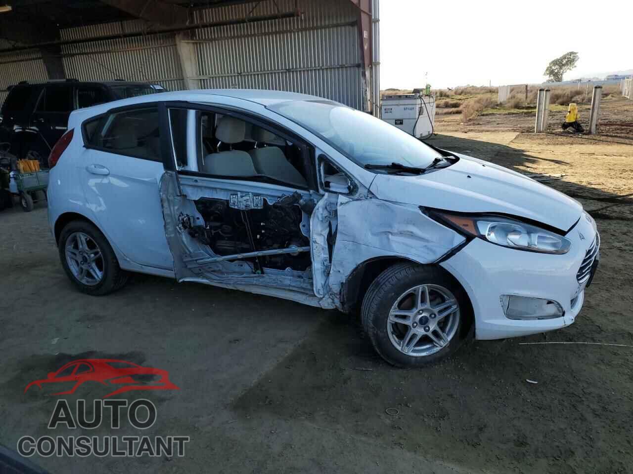 FORD FIESTA 2017 - 3FADP4EJ8HM115546