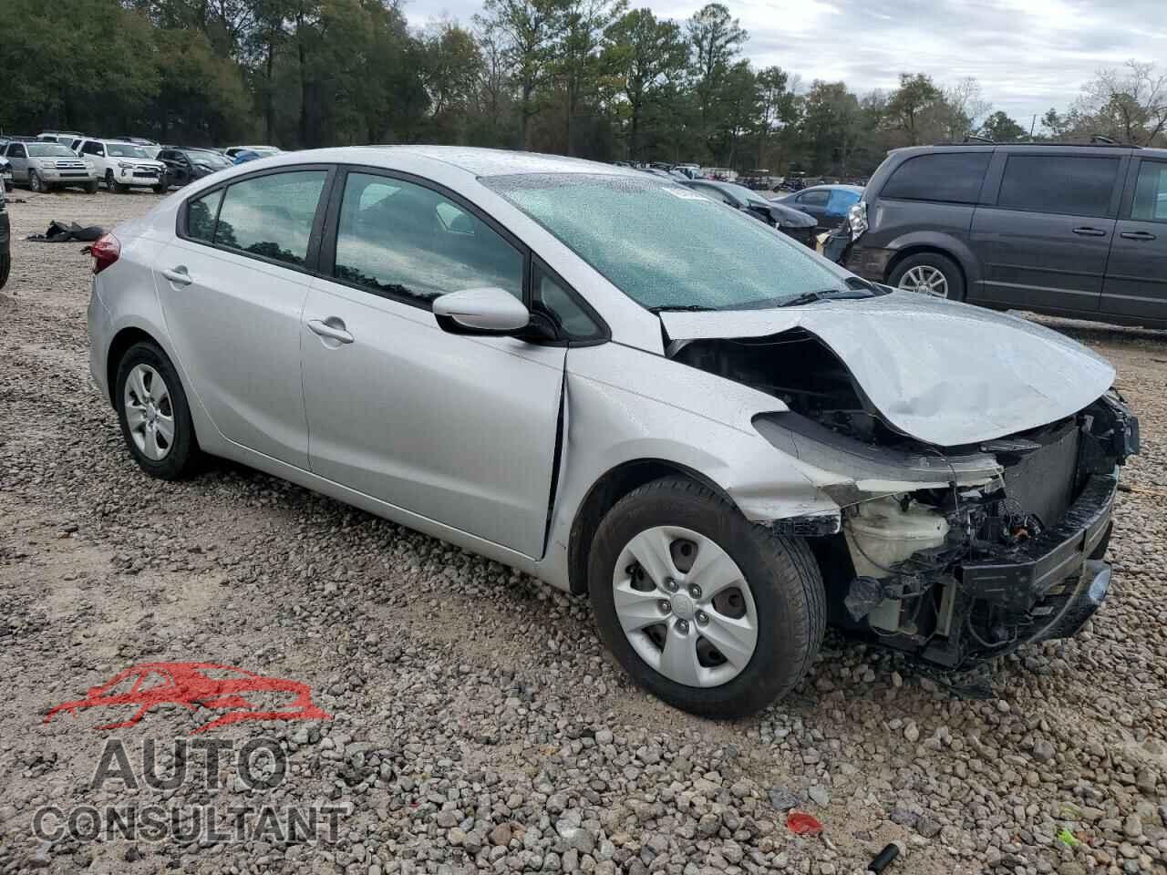 KIA FORTE 2017 - 3KPFK4A74HE017149