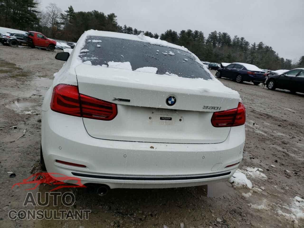 BMW 3 SERIES 2017 - WBA8D9C37HA011484