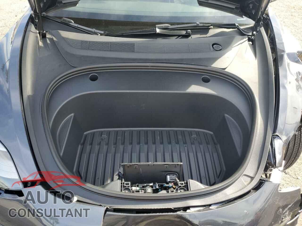 TESLA MODEL 3 2023 - 5YJ3E1EA8PF417352
