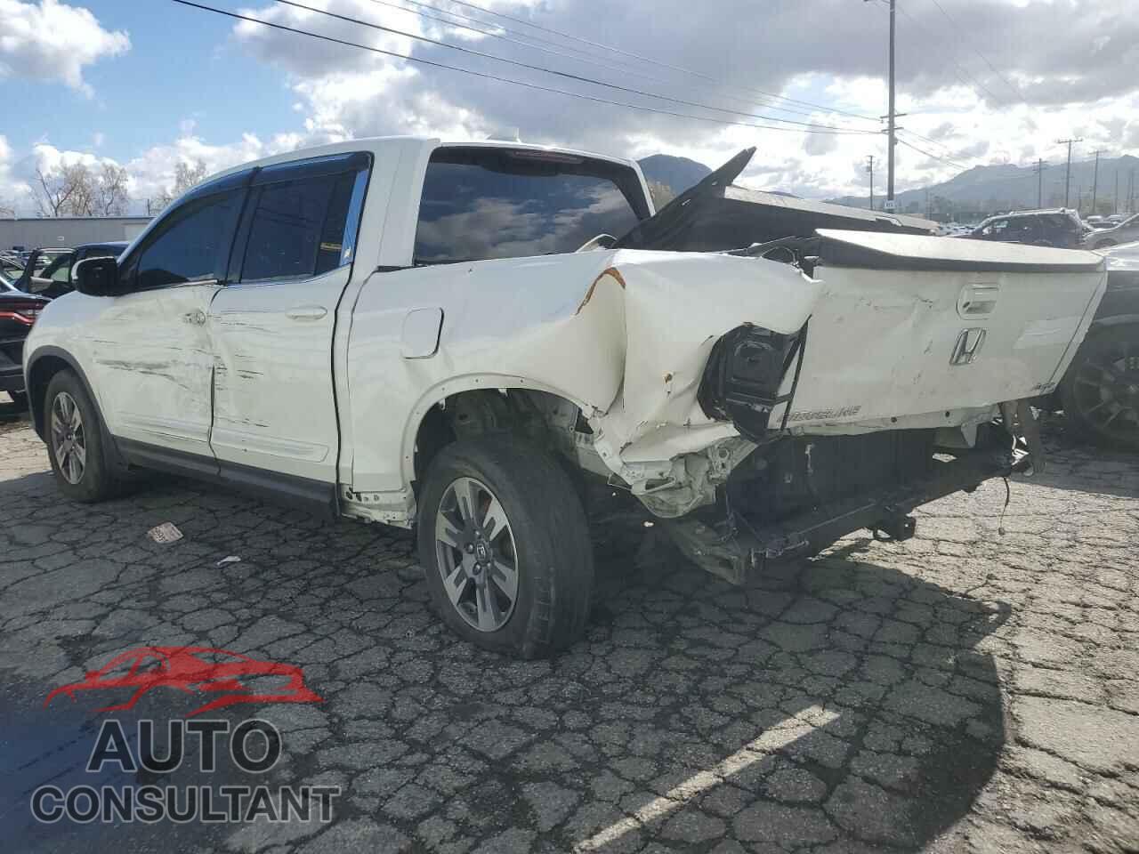 HONDA RIDGELINE 2017 - 5FPYK3F65HB018380