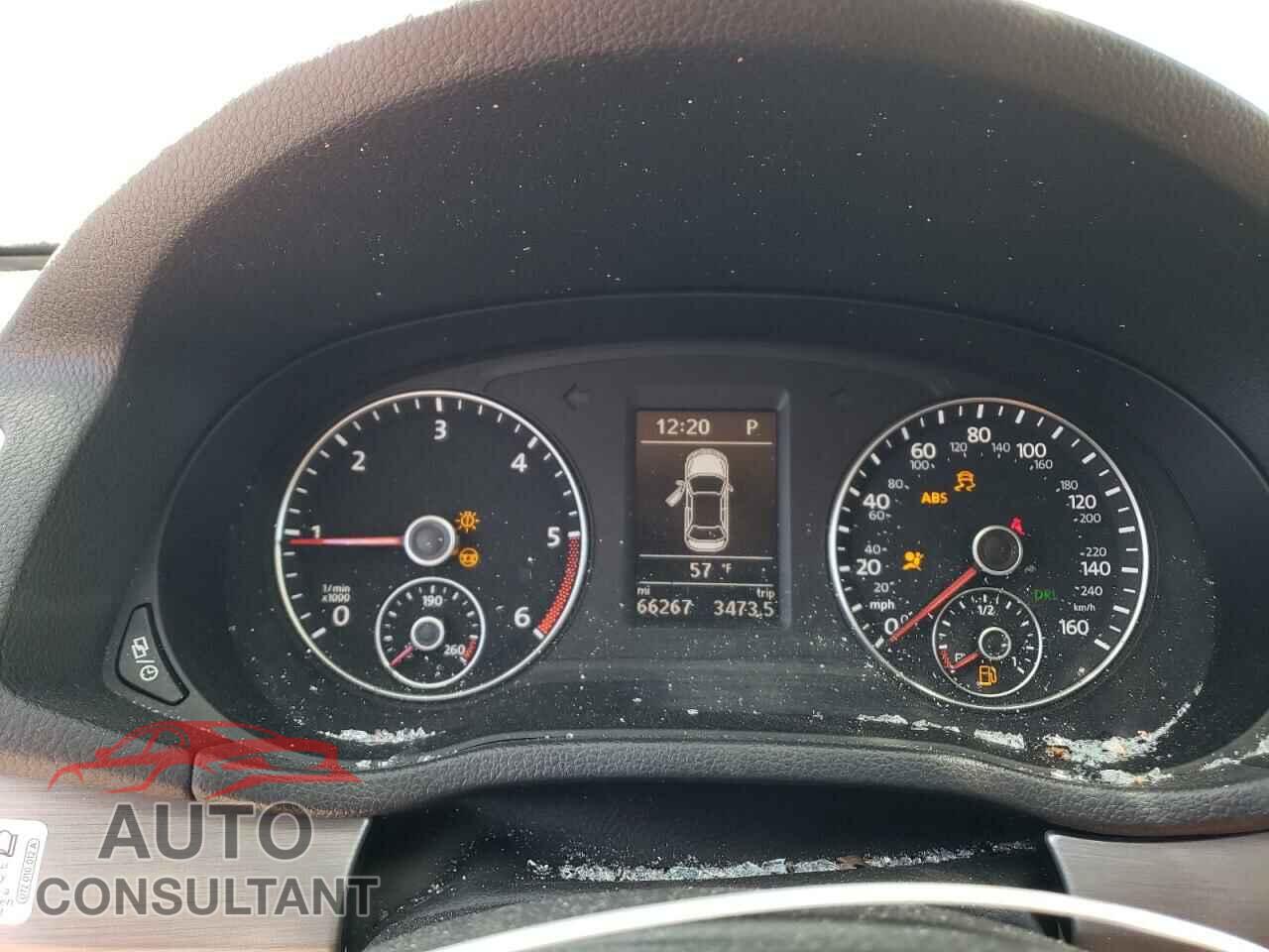 VOLKSWAGEN PASSAT 2015 - 1VWBV7A35FC056466