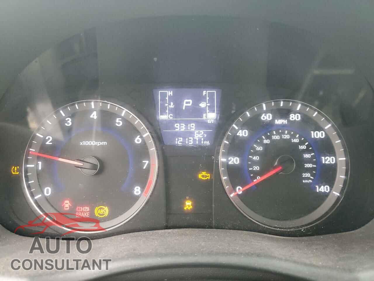 HYUNDAI ACCENT 2017 - KMHCT4AE6HU293313