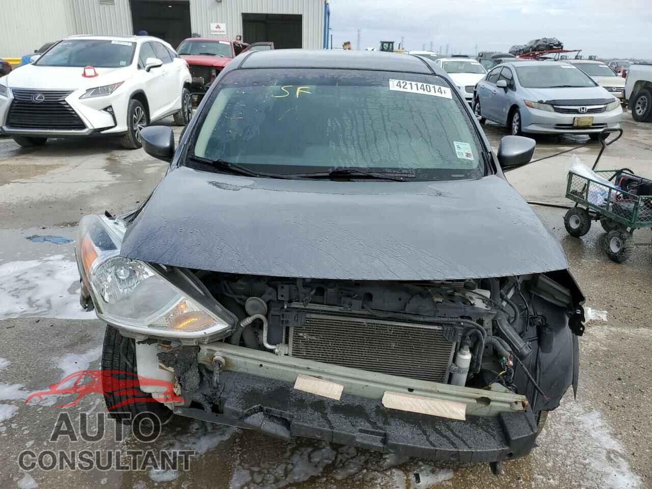 NISSAN VERSA 2018 - 3N1CN7AP1JL861214