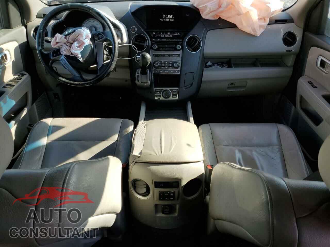 HONDA PILOT 2012 - 5FNYF4H77CB005308