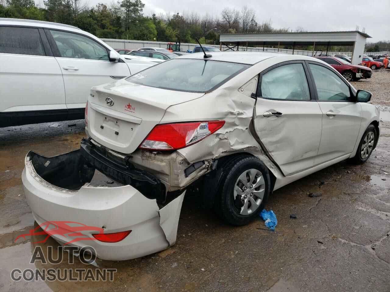HYUNDAI ACCENT 2017 - KMHCT4AEXHU180402