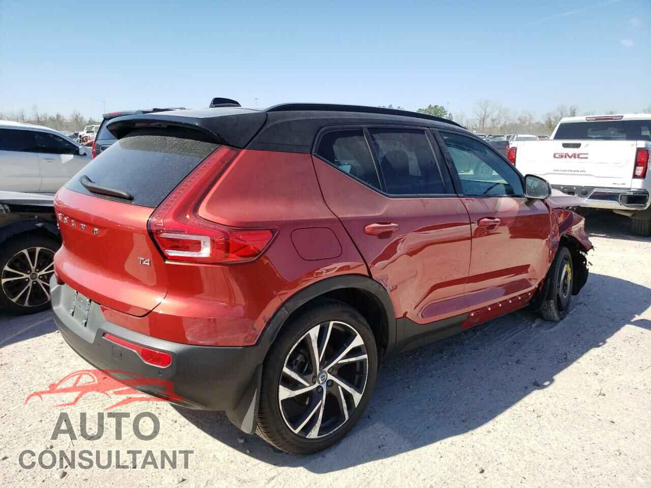 VOLVO XC40 2021 - YV4AC2HM0M2425384