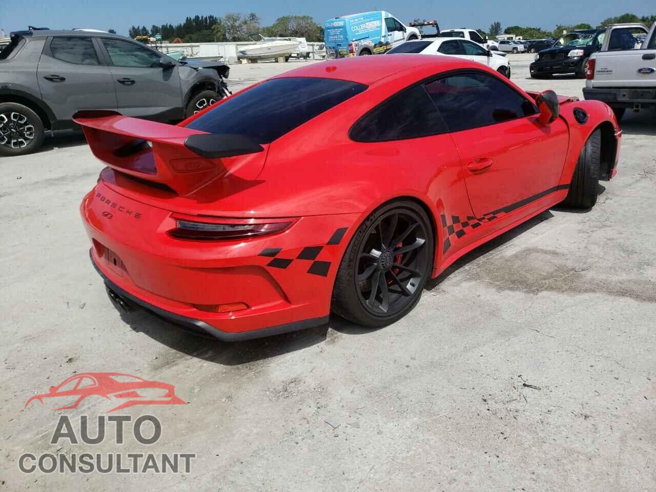 PORSCHE 911 2018 - WP0AC2A93JS175093