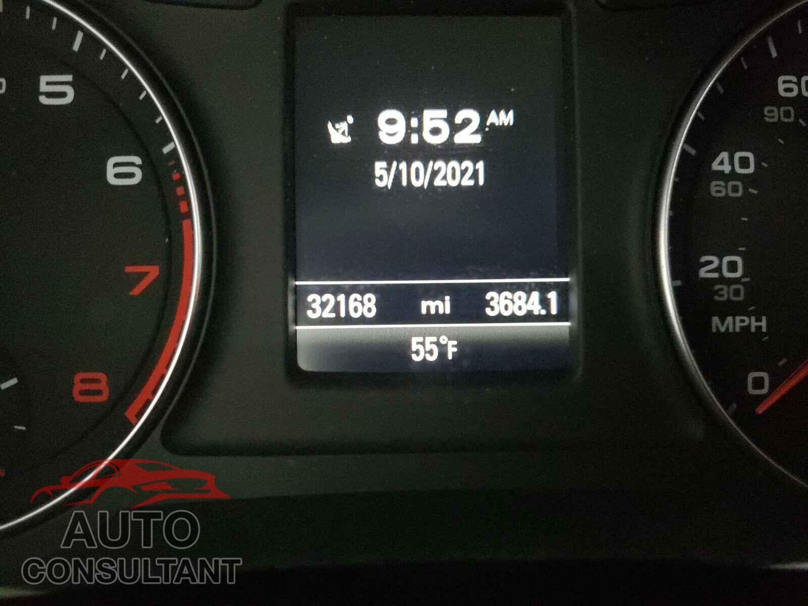 AUDI Q3 2017 - WA1JCCFS2HR011234