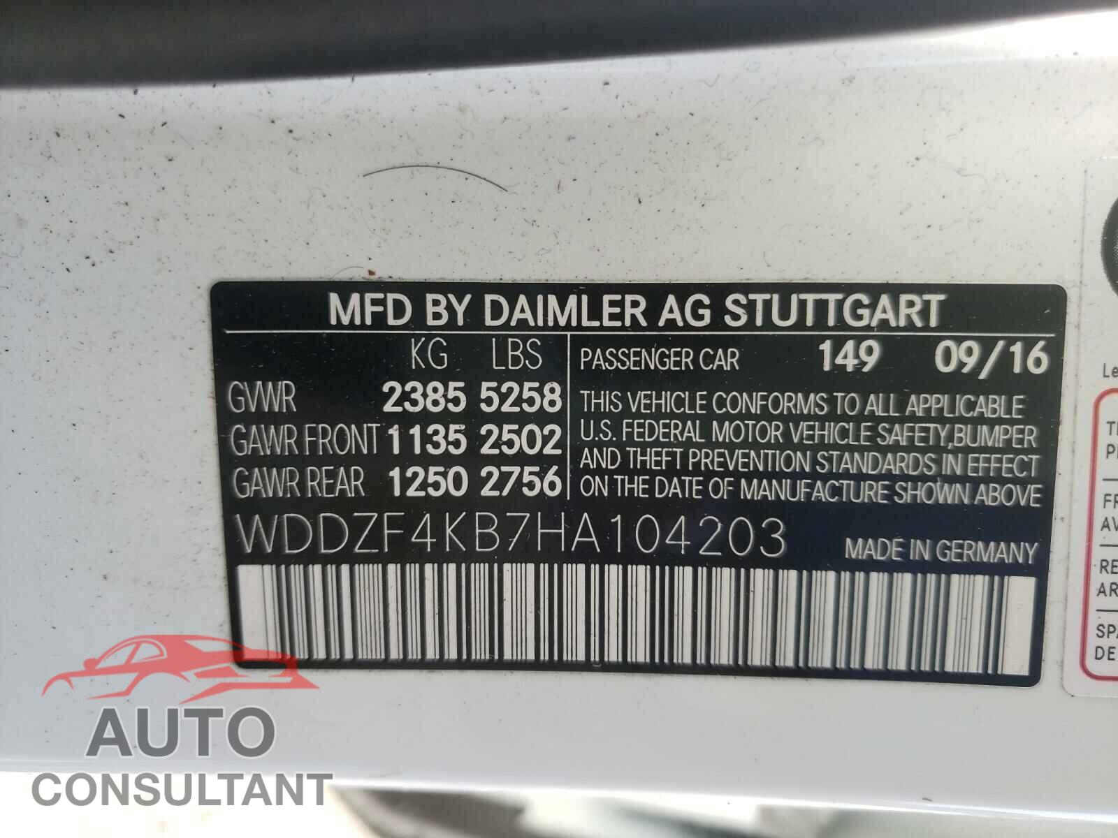 MERCEDES-BENZ E CLASS 2017 - WDDZF4KB7HA104203